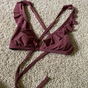 HOLD // SHADE & SHORE // bikini top